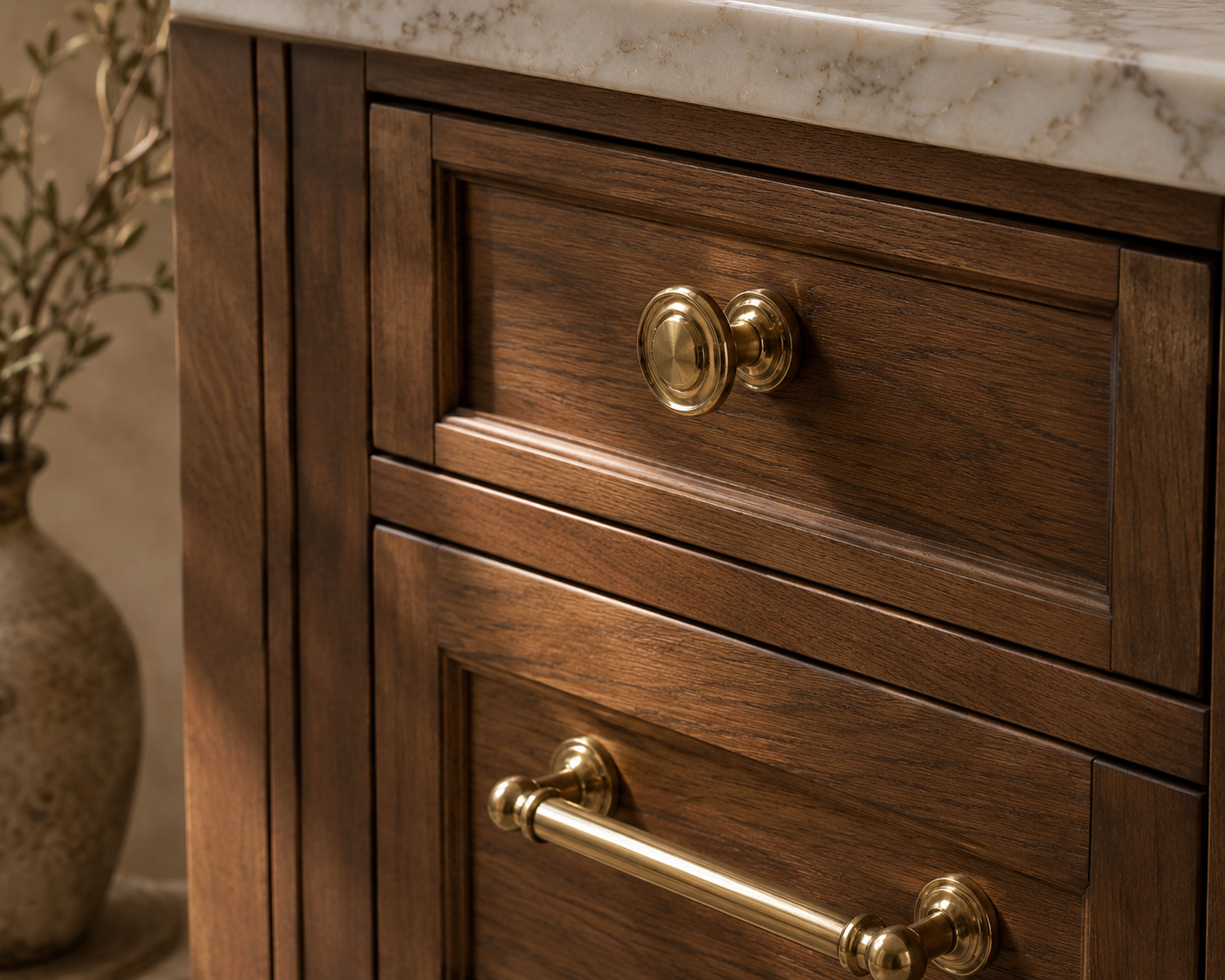HANDLES AND KNOBS